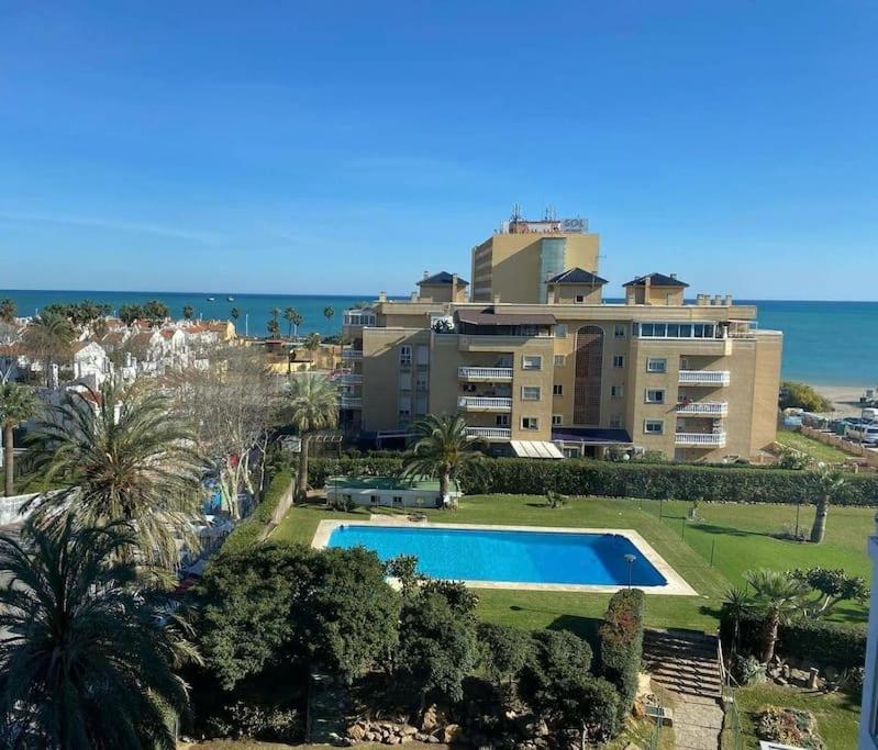 Lägenhet Espectacular Junto Al Mar, Con Piscina En Málaga